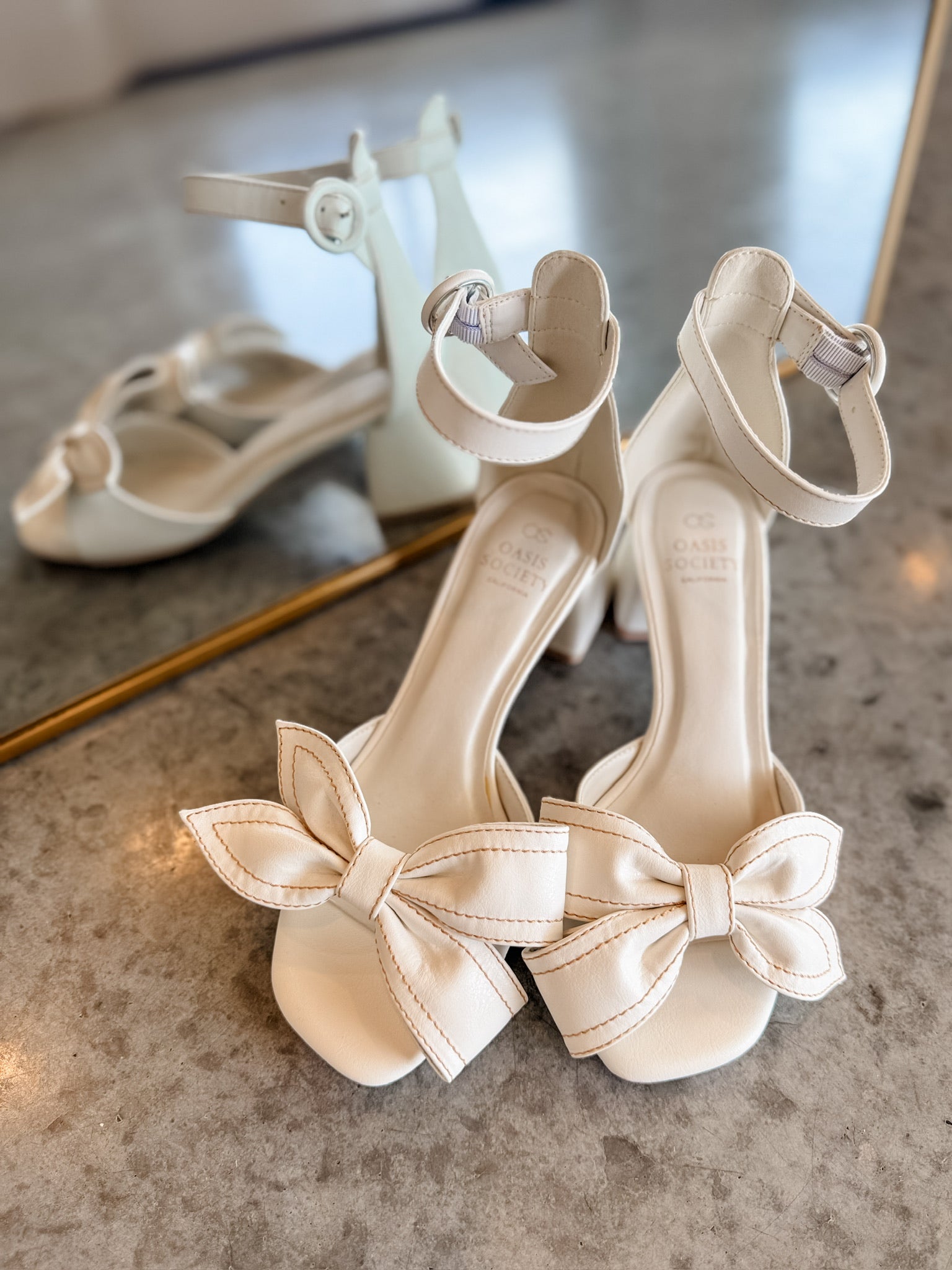 White Bow Heels